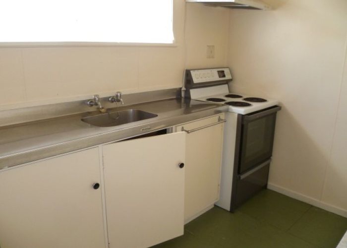  at 2/555 Ruahine Street, Hokowhitu, Palmerston North, Manawatu / Whanganui