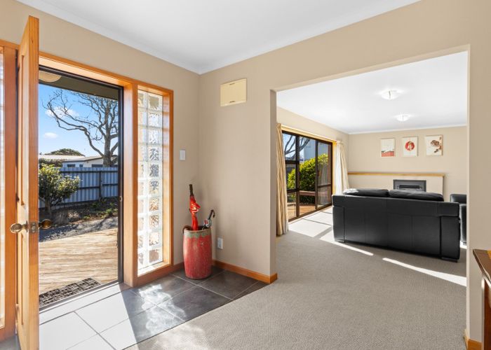  at 5b Truby King Street, Merrilands, New Plymouth, Taranaki