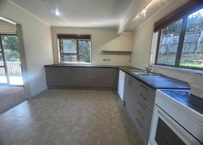  at 2/39 Drake Street, Howick, Manukau City, Auckland