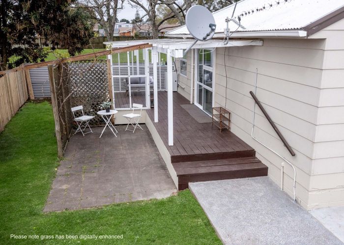  at 9B Waterfront Road, Mangere Bridge, Auckland