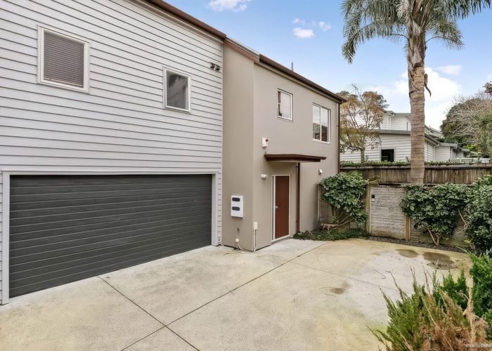  at 612D Manukau Road, Epsom, Auckland