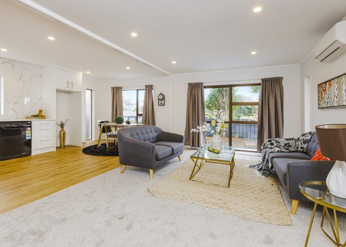  at 2B Roys Road, Weymouth, Auckland