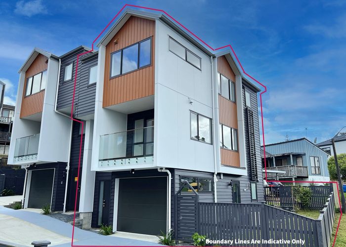  at 3/6 Woodhouse Place, West Harbour, Waitakere City, Auckland