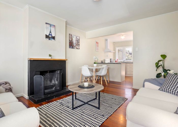  at 2/65 Ballarat Street, Mount Wellington, Auckland