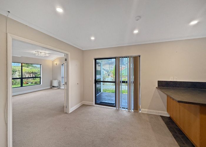  at 10 Cabbage Tree Grove, Woodridge, Wellington, Wellington