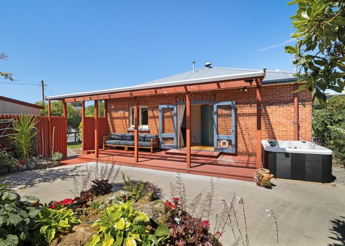  at 13 Maryhill Terrace, Maryhill, Dunedin
