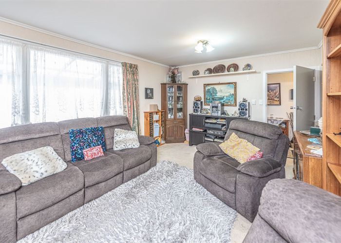  at 87 Manuka Street, Castlecliff, Whanganui