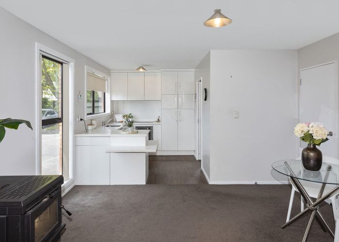  at 1/10 Parr Place, Ilam, Christchurch