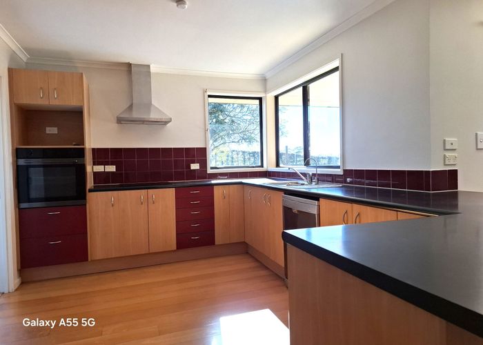  at 469 Waitakere Road, Henderson