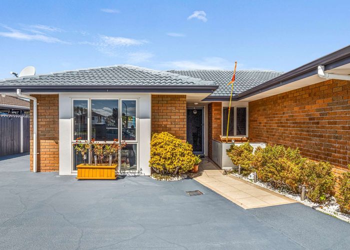  at 526 Massey Road, Mangere, Manukau City, Auckland
