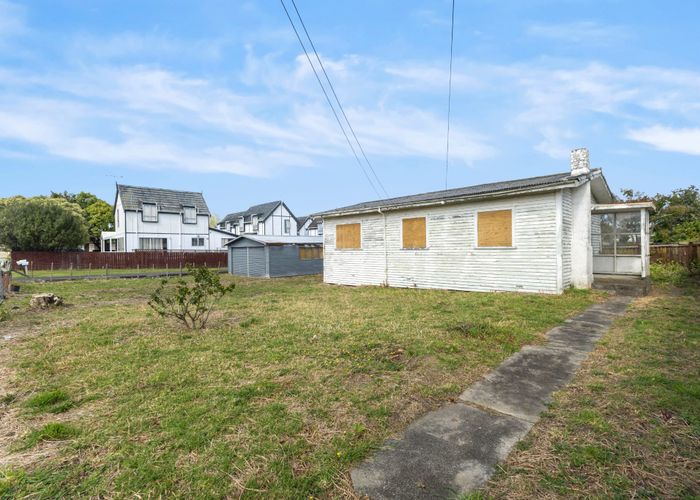  at 67 Kenderdine Road, Papatoetoe, Auckland