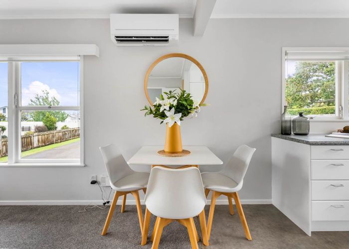  at 1/11 Dallinghoe Crescent, Milford, North Shore City, Auckland