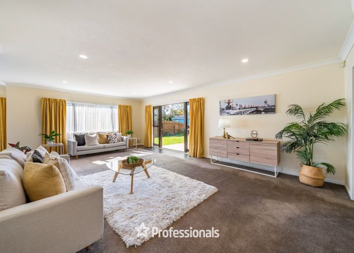  at 33 Moana Grove, Waiwhetu, Lower Hutt, Wellington