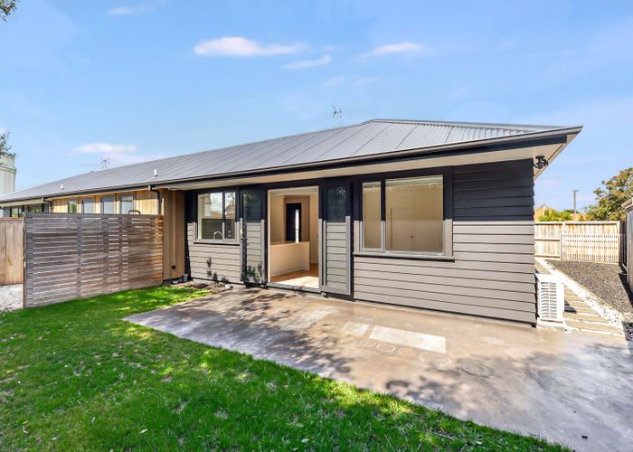  at 1/103 Cambridge Road, Hillcrest, Hamilton
