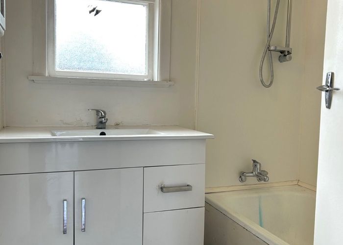  at 3/7 Arawa St, New Lynn, Waitakere City, Auckland