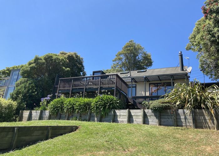  at 22 Jane Street, Macandrew Bay, Dunedin