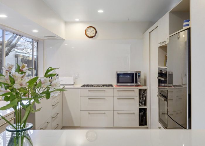  at 83  Glandovey Road, Fendalton, Christchurch City, Canterbury