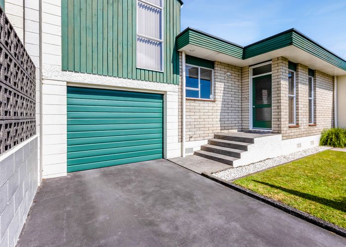  at 5B Riversdale Drive, Merrilands, New Plymouth