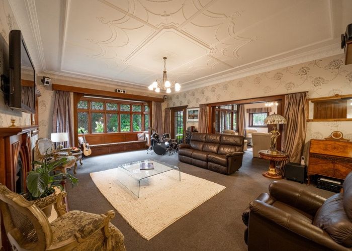  at 385 Queens Drive, Windsor, Invercargill