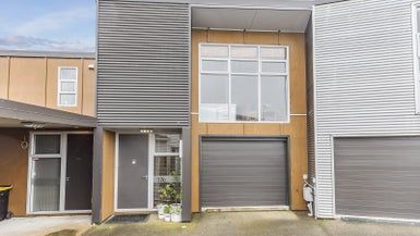  at 37C Gurkha Crescent, Khandallah, Wellington