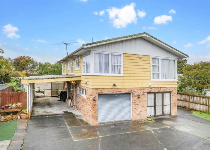  at 36 Te Kanawa Crescent, Henderson, Auckland