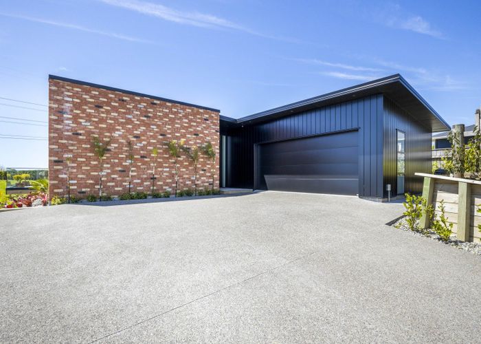  at 51 Fernbrook Drive, Hurworth, New Plymouth, Taranaki