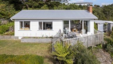  at 18 Warrington Grove, Newlands, Wellington