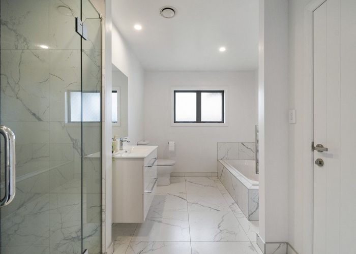  at 2 Serenity Crescent, Kelvin Grove, Palmerston North