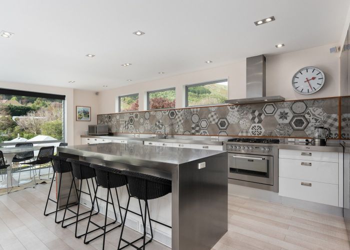  at 72 Bowenvale Avenue, Cashmere, Christchurch City, Canterbury