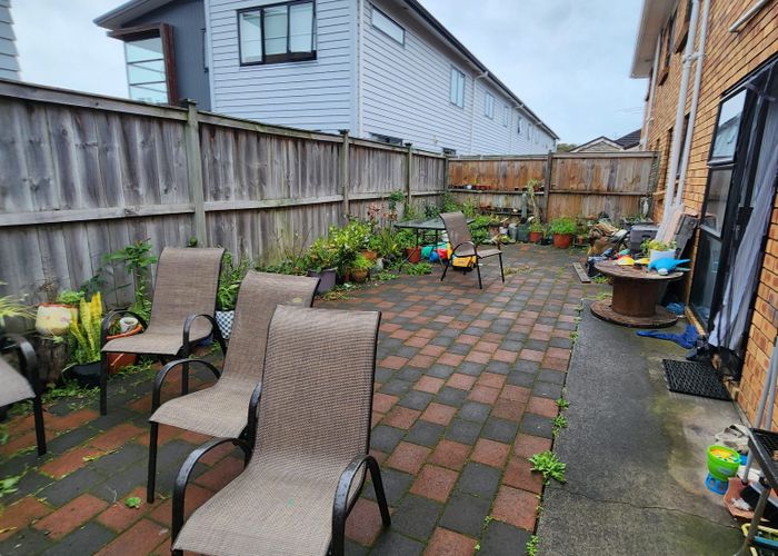  at 2 Rutland Road, Mount Wellington, Auckland