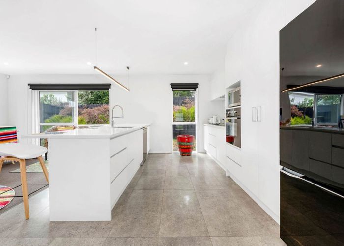  at 8 Seventh View Avenue, Beachlands, Manukau City, Auckland