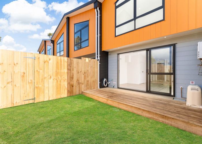  at 7 Beverly Place, New Lynn, Waitakere City, Auckland