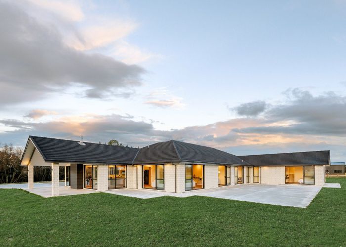  at 989 Gordonton Road, Gordonton
