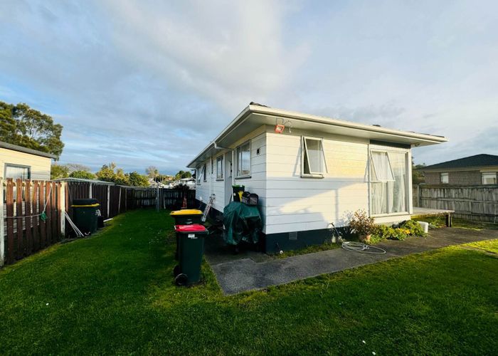  at 102 Hillcrest Road, Papatoetoe, Auckland