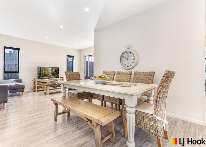  at 11 Exmoor Road, Karaka, Papakura