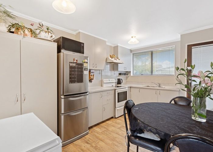  at 2/113A Oakhampton Street, Hornby, Christchurch City, Canterbury