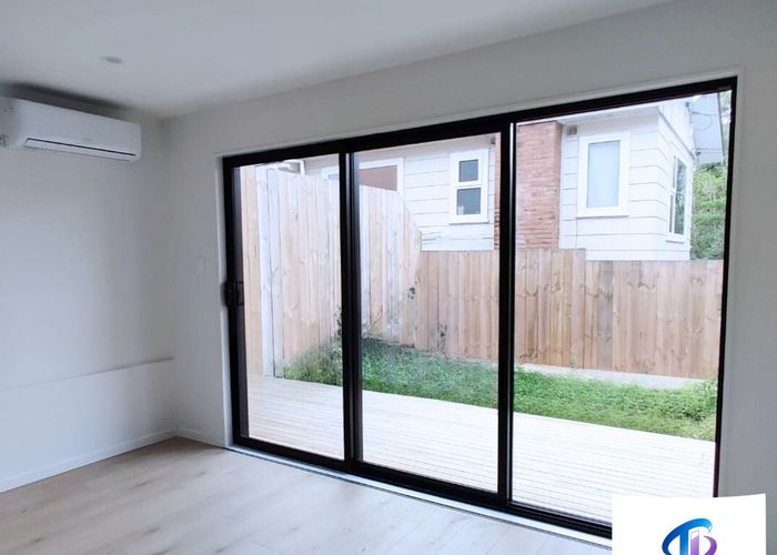  at 3/11 Stottholm Road, Titirangi, Auckland, Titirangi, Waitakere City, Auckland