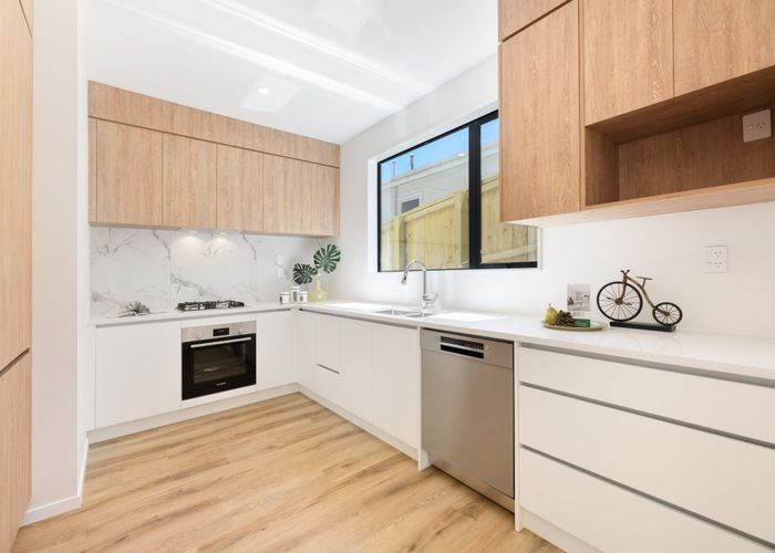  at 51A Chartwell Avenue, Glenfield, Auckland