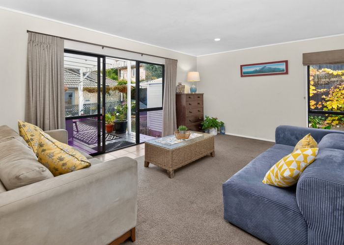  at 6A Rodney Street, Howick, Manukau City, Auckland