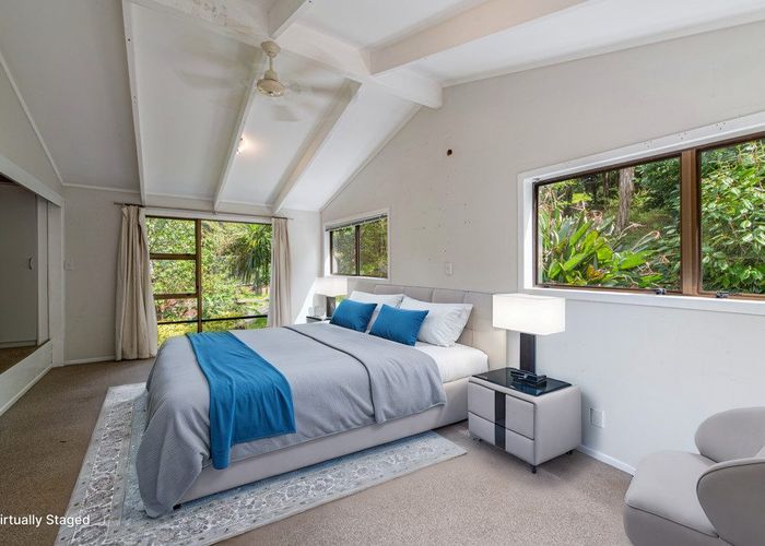  at 32 Foster Avenue, Huia, Auckland
