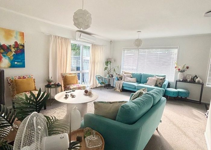  at 1/31 Captain Scott Road, Glen Eden, Waitakere City, Auckland