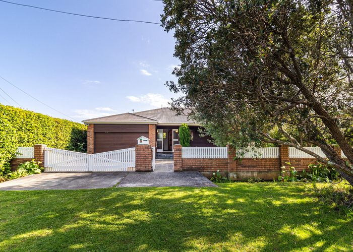  at 26 Nikau Road, Waiheke Island , Waiheke Island