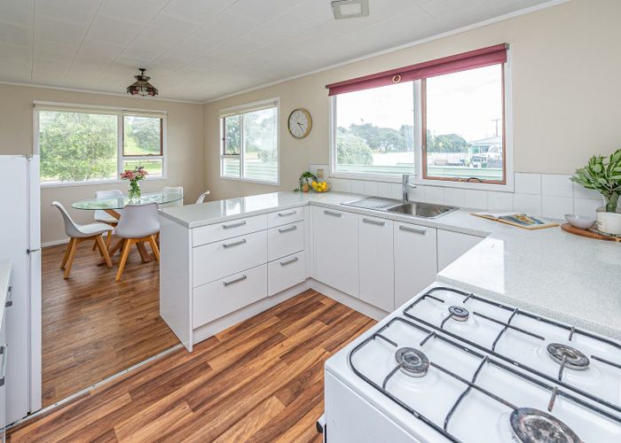  at 25 Carson Street, Castlecliff, Whanganui, Manawatu / Whanganui