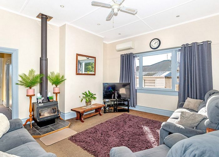  at 16 Queens Road, Elgin, Gisborne