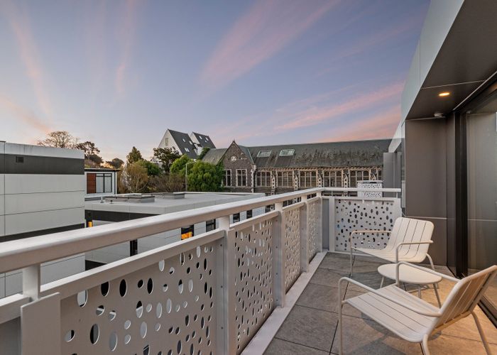  at 4/30 Peterborough Street, City Centre, Christchurch City, Canterbury