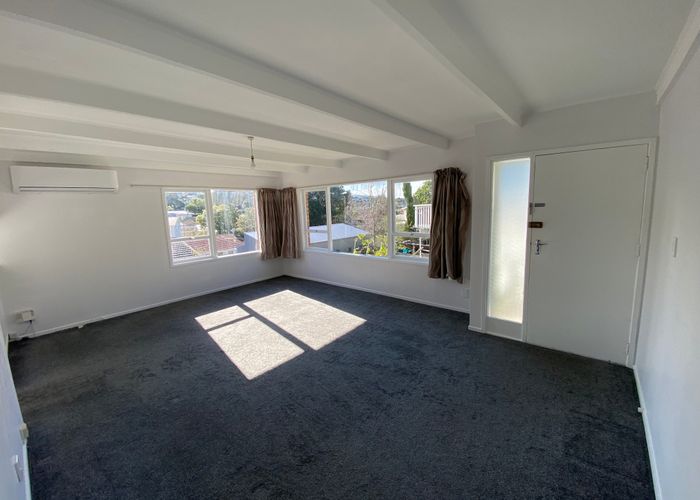  at 2/9 Ayton Drive, Totara Vale, North Shore City, Auckland