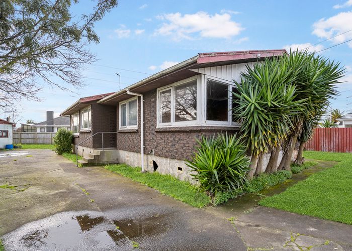  at 7 Lynn Place, Otara, Auckland