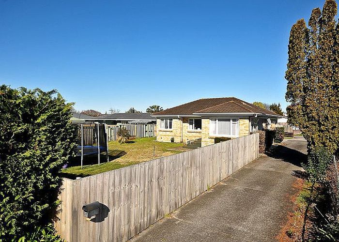  at 37 Hukanui Road, Fairfield, Hamilton
