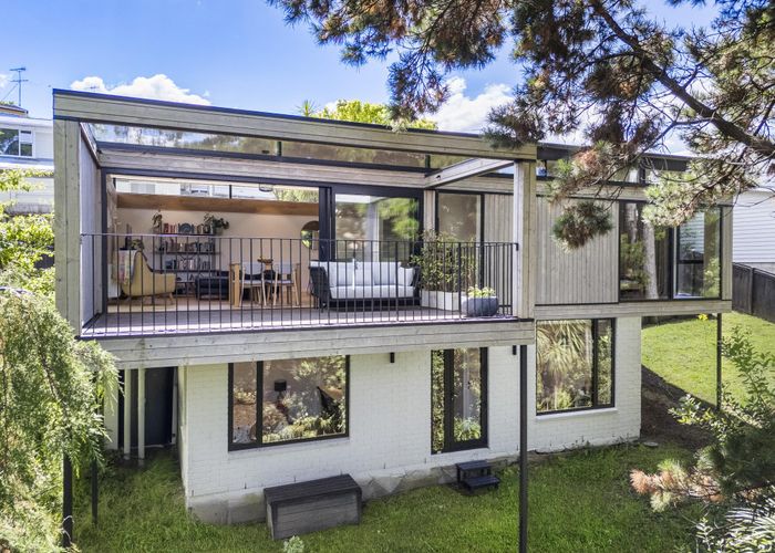  at 1/49C Lancaster road, Beach Haven, Auckland