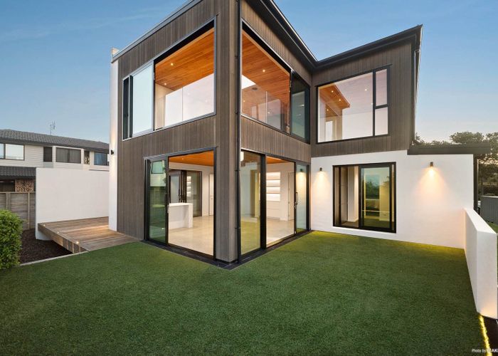  at 2A Sharon Road, Browns Bay, North Shore City, Auckland